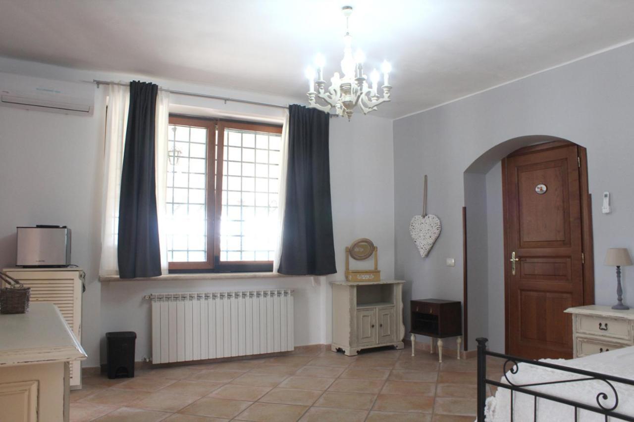 Il Granaio Del Pavone Villa Nepi ภายนอก รูปภาพ